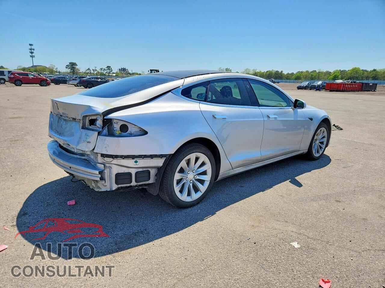 TESLA MODEL S 2017 - 5YJSA1E2XHF230373