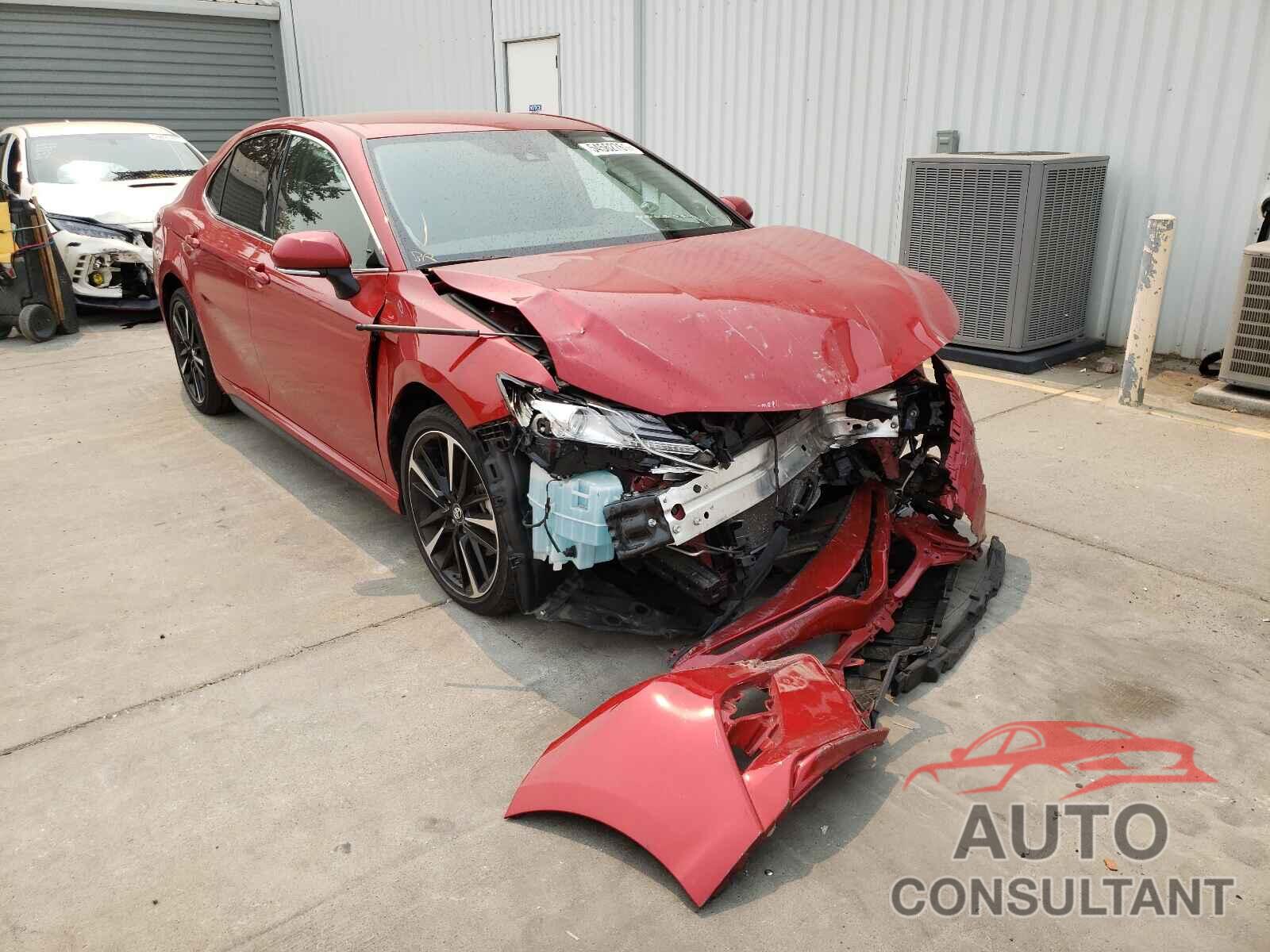 TOYOTA CAMRY 2019 - 4T1B61HK1KU180986
