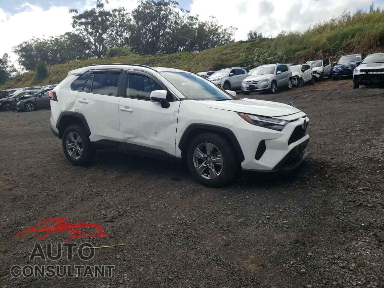 TOYOTA RAV4 2023 - JTMP1RFVXPD101164