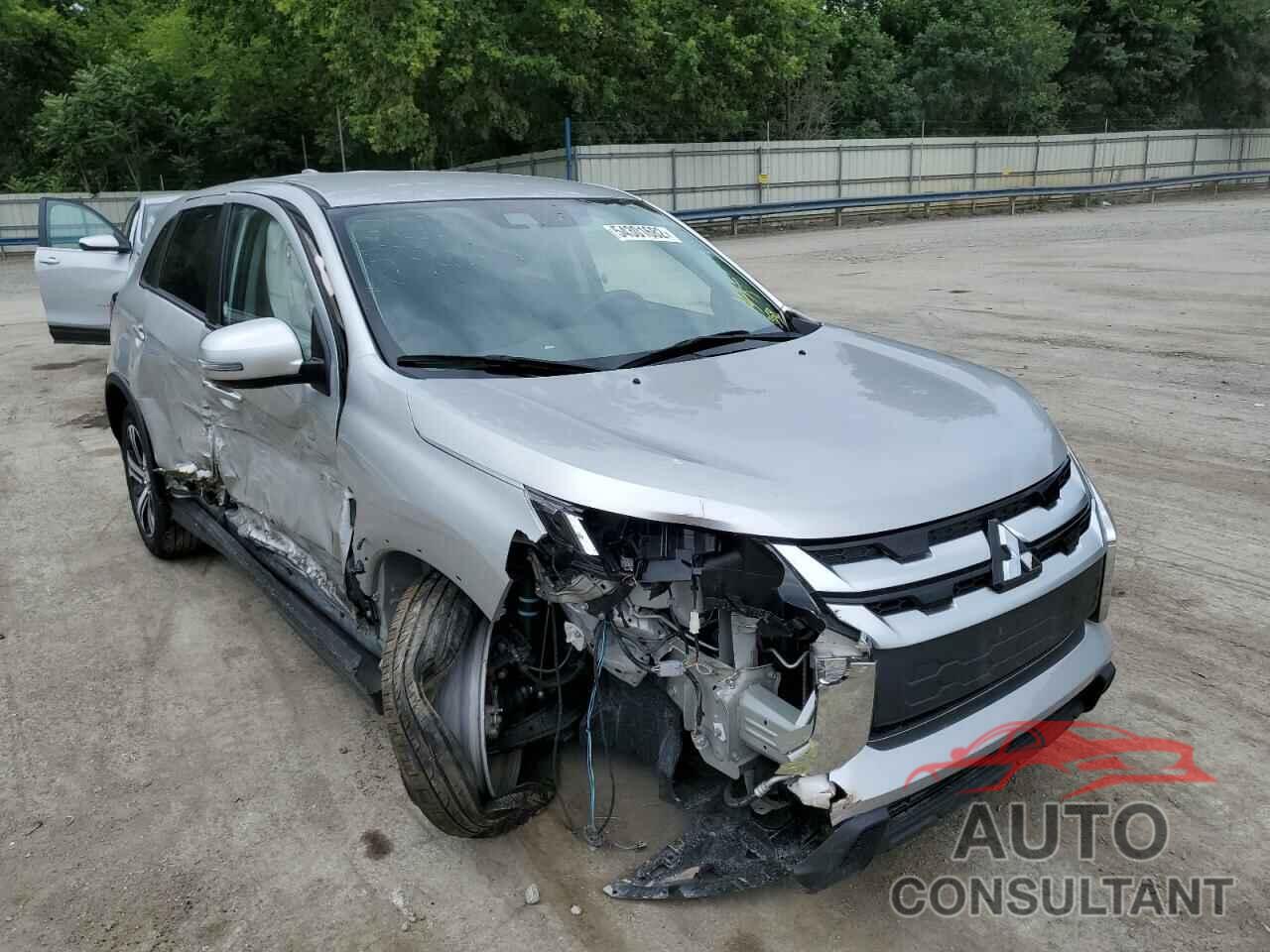 MITSUBISHI OUTLANDER 2021 - JA4ARUAU9MU013325