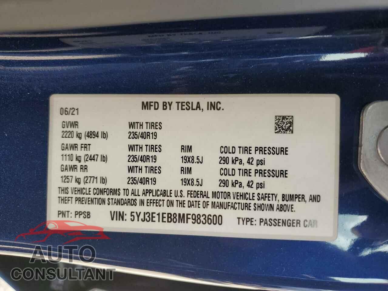 TESLA MODEL 3 2021 - 5YJ3E1EB8MF983600