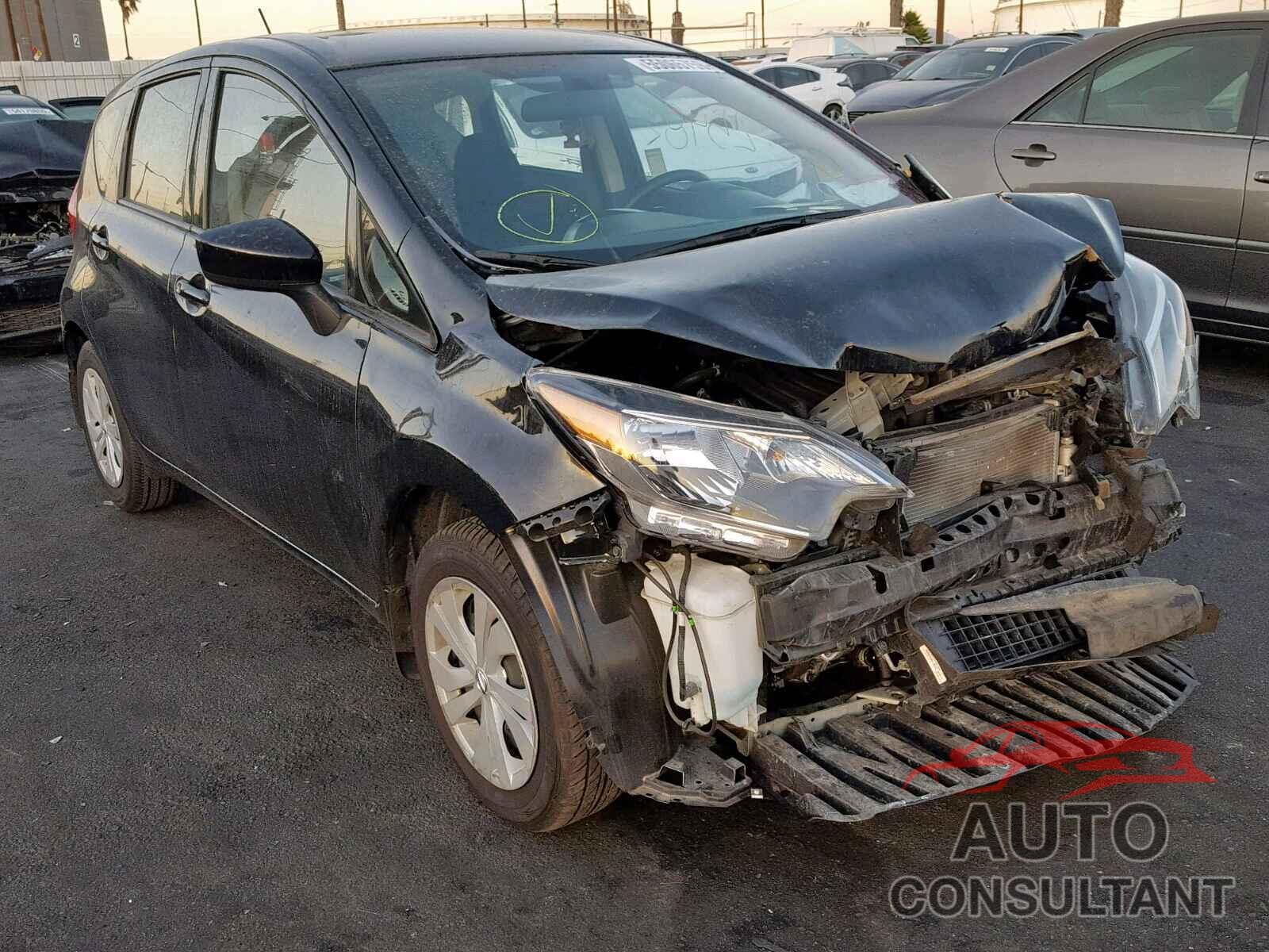 NISSAN VERSA 2018 - 3N1CE2CP3JL360759