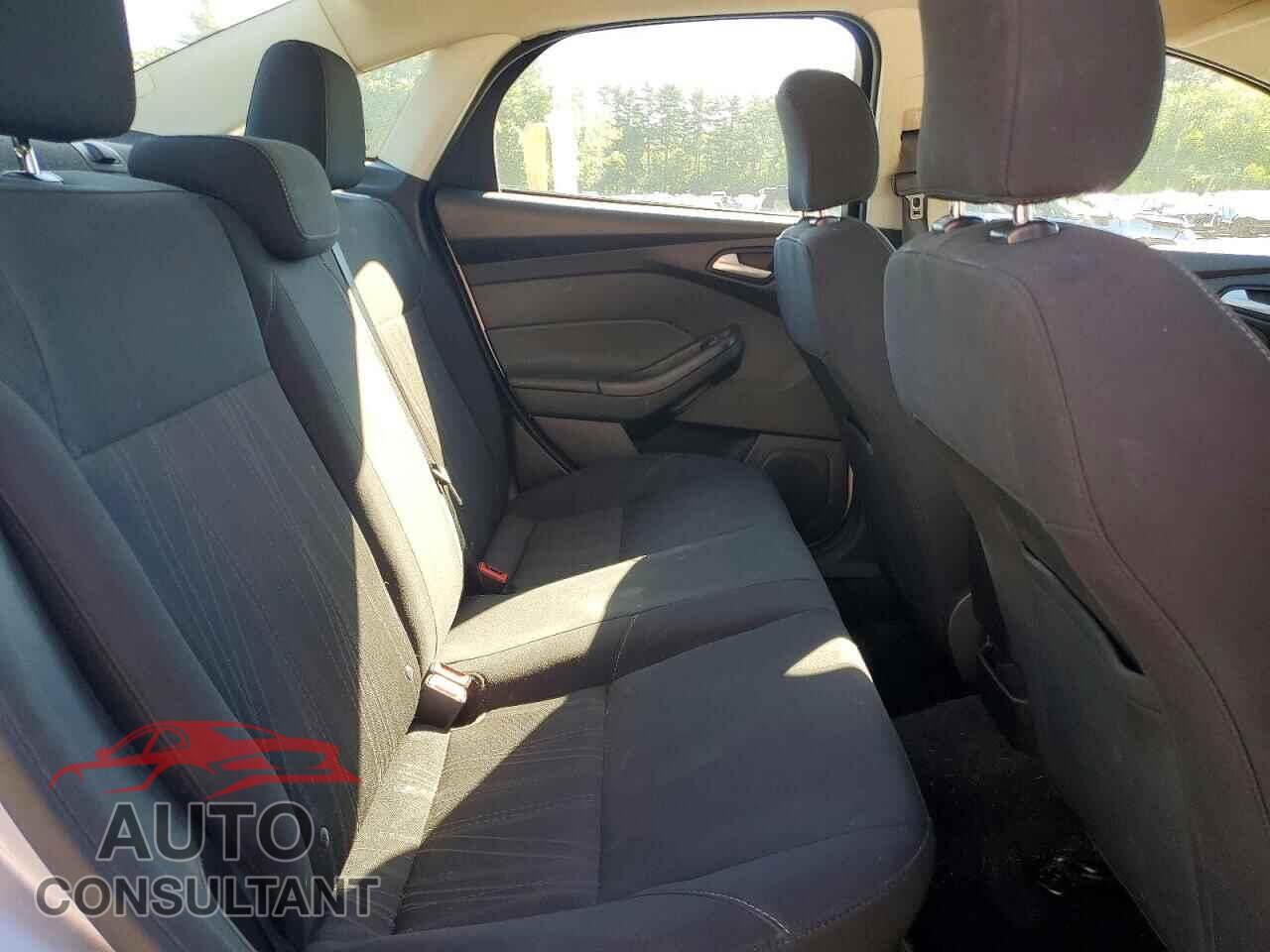 FORD FOCUS 2017 - 1FADP3F26HL301413