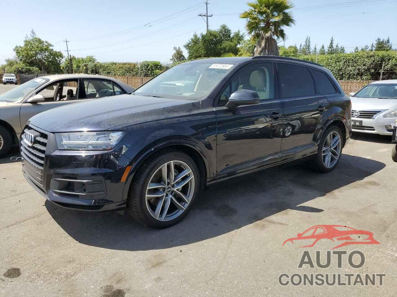 AUDI Q7 2018 - WA1VAAF71JD011994