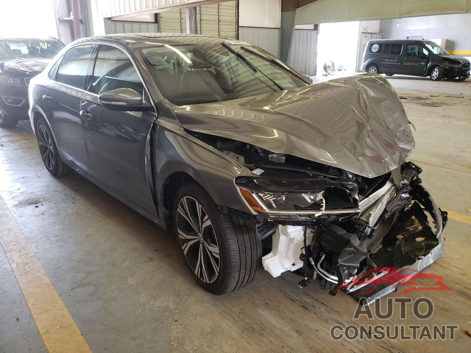VOLKSWAGEN PASSAT 2021 - 1VWSA7A32MC010148
