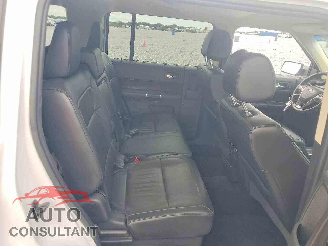 FORD FLEX 2018 - 2FMHK6DT7JBA02151