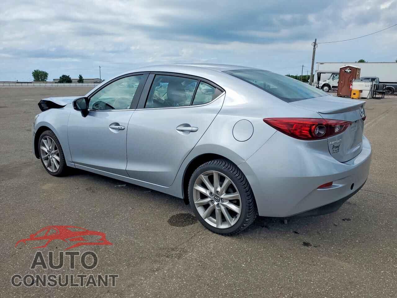 MAZDA 3 2017 - 3MZBN1V73HM135131