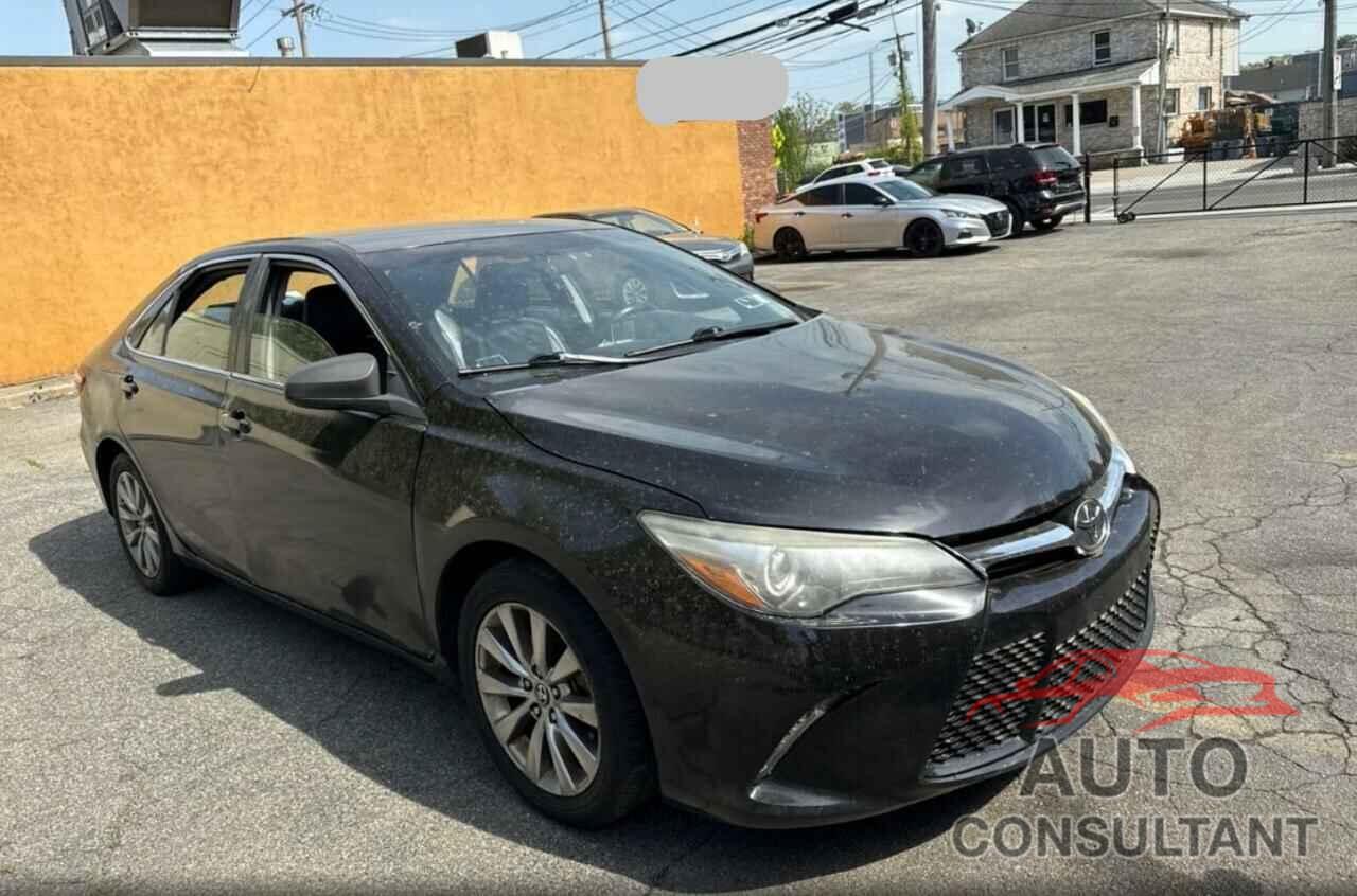 TOYOTA CAMRY 2015 - 4T4BF1FK6FR495684