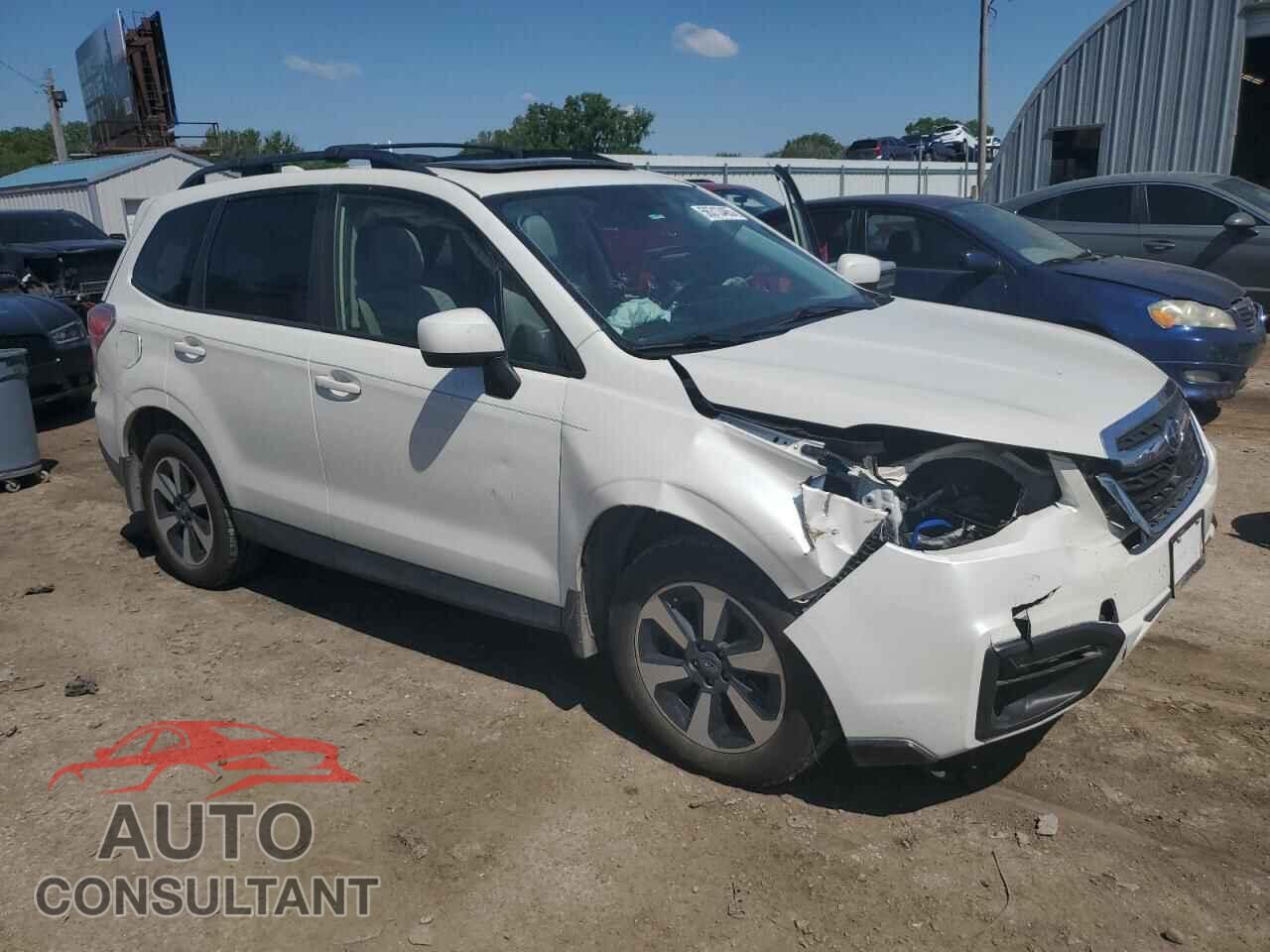 SUBARU FORESTER 2017 - JF2SJAEC5HG463710