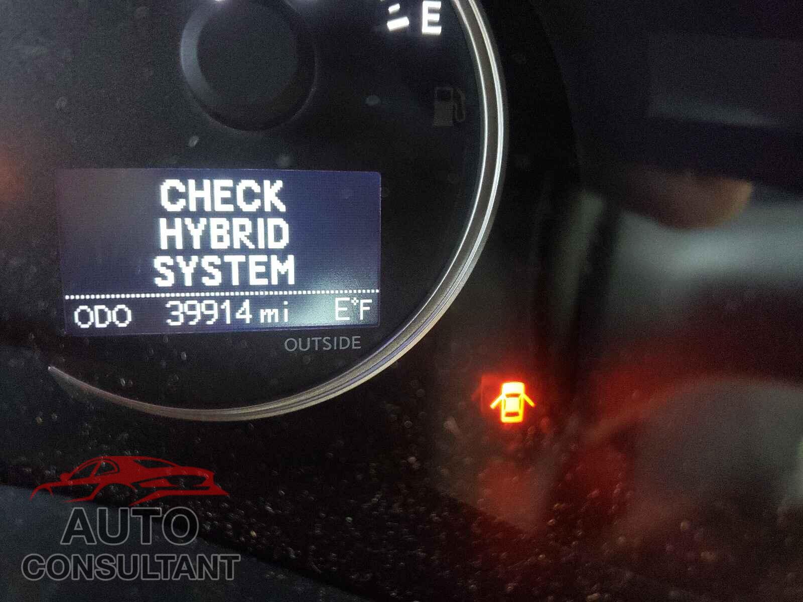 LEXUS CT 200 2017 - JTHKD5BH2H2303003