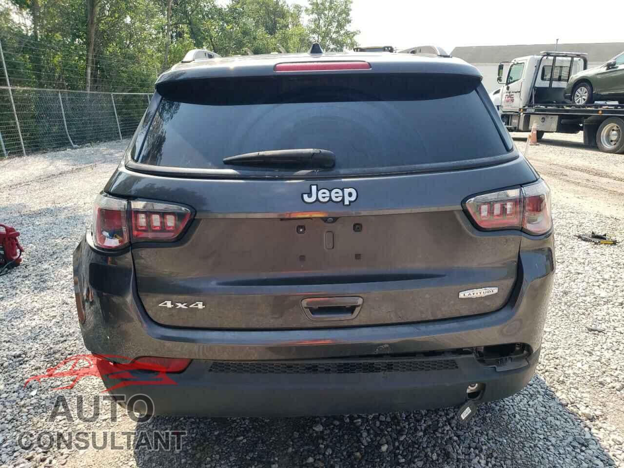 JEEP COMPASS 2018 - 3C4NJDBB8JT415418