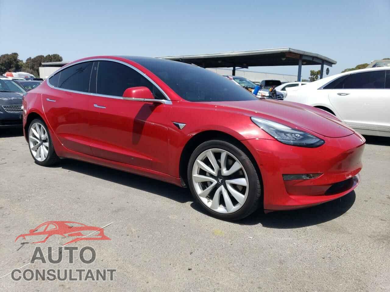 TESLA MODEL 3 2018 - 5YJ3E1EB2JF100828
