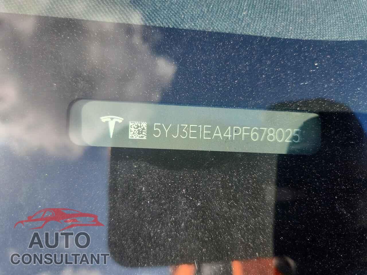 TESLA MODEL 3 2023 - 5YJ3E1EA4PF678025
