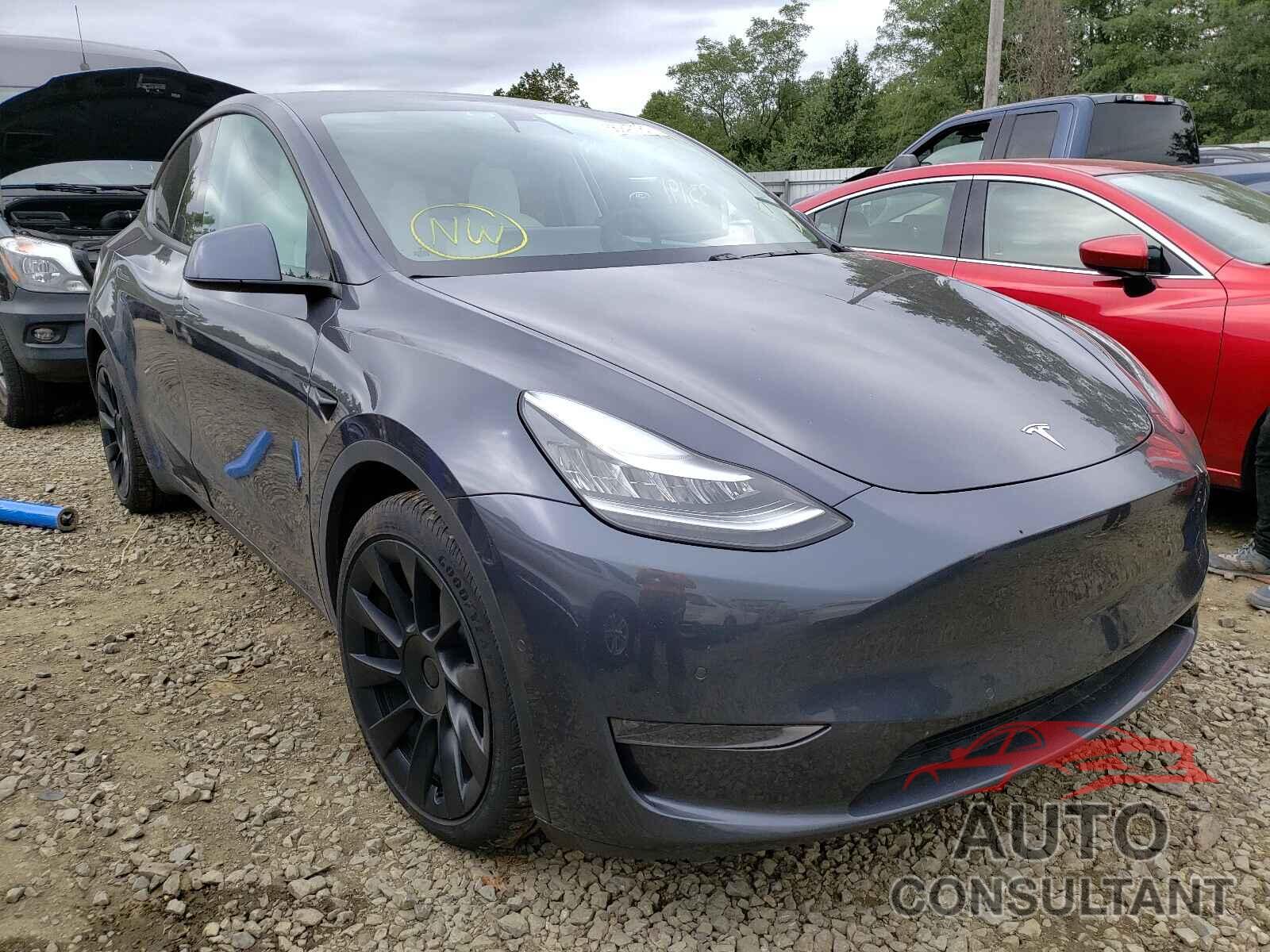 TESLA MODEL Y 2020 - 5YJYGDEE6LF014601