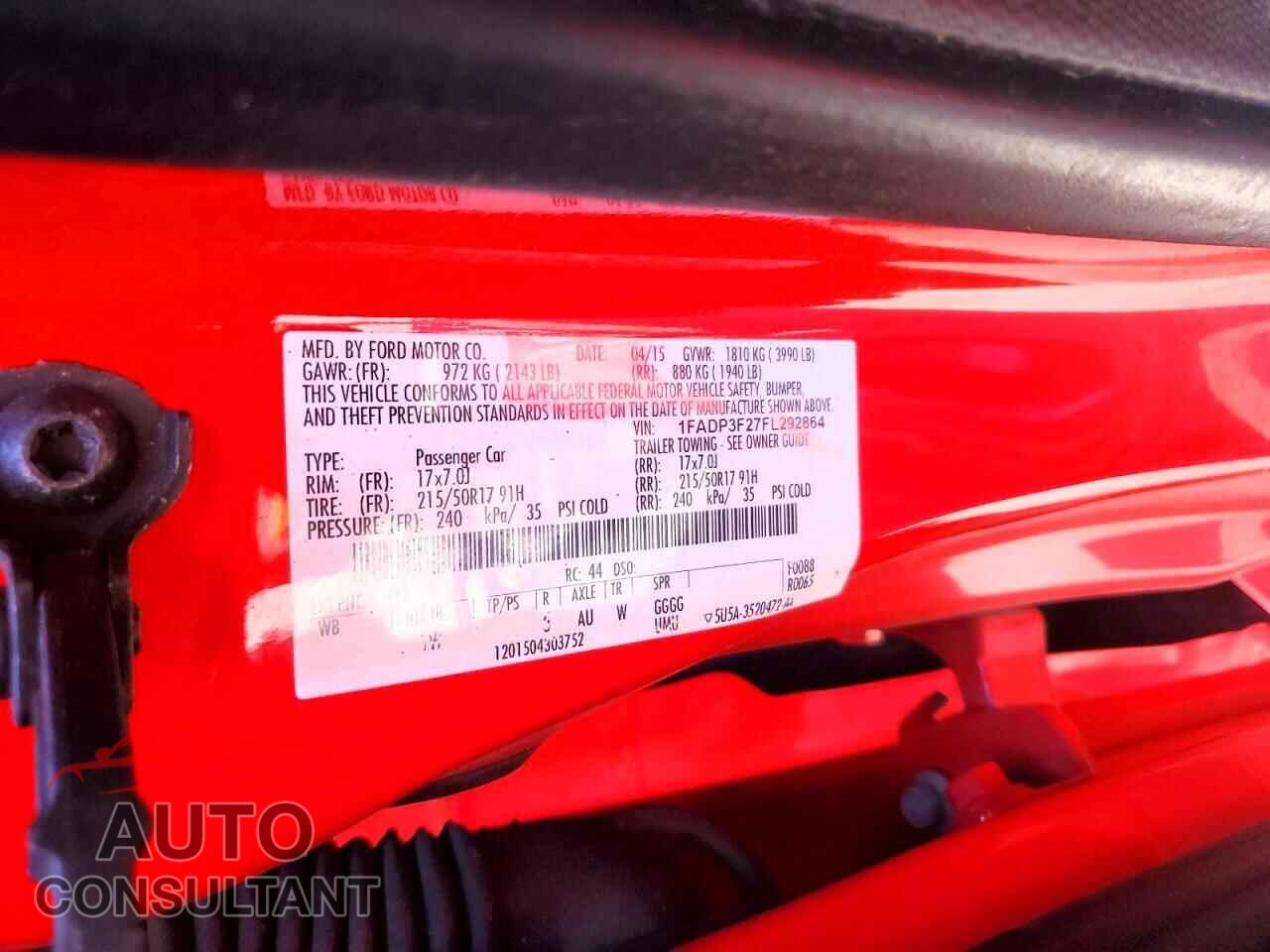 FORD FOCUS 2015 - 1FADP3F27FL292864