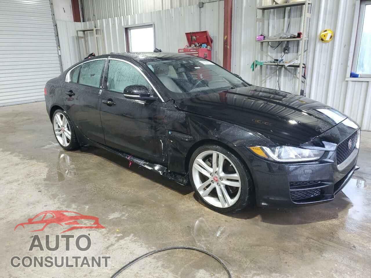 JAGUAR XE 2017 - SAJAD4BV5HCP10466
