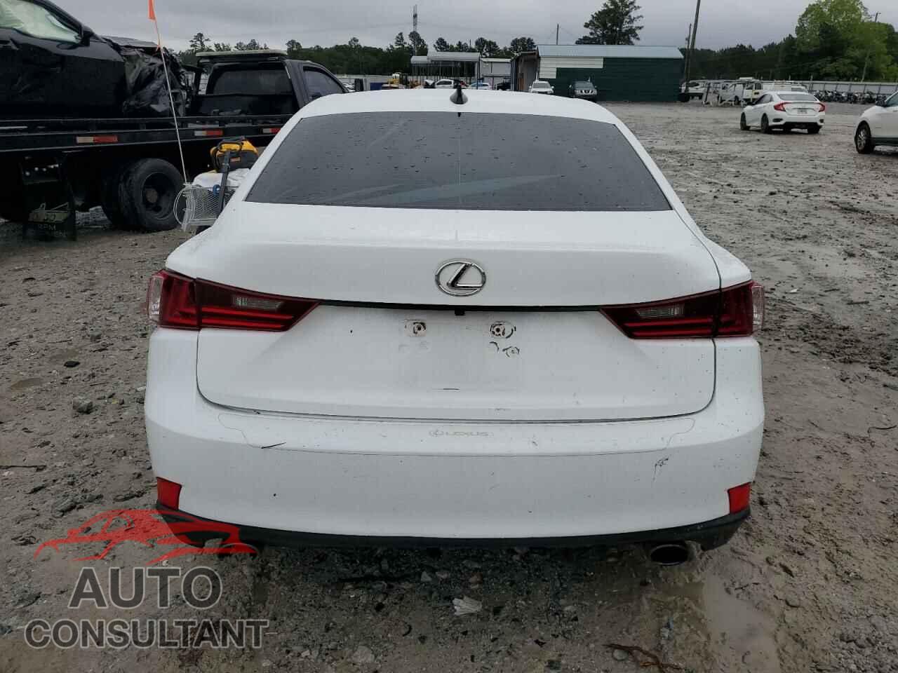 LEXUS IS 2014 - JTHCE1D28E5003009
