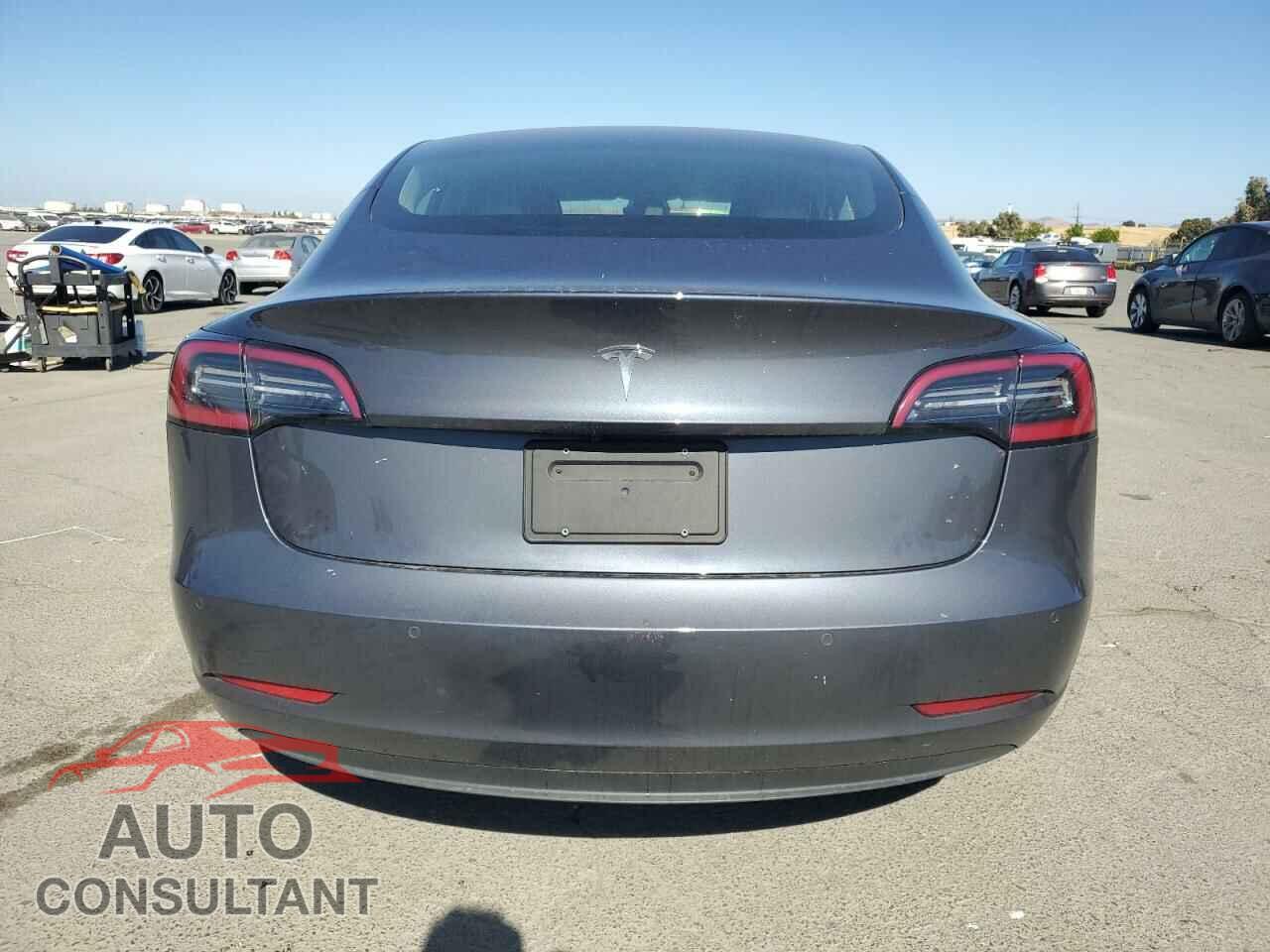 TESLA MODEL 3 2019 - 5YJ3E1EA6KF435728