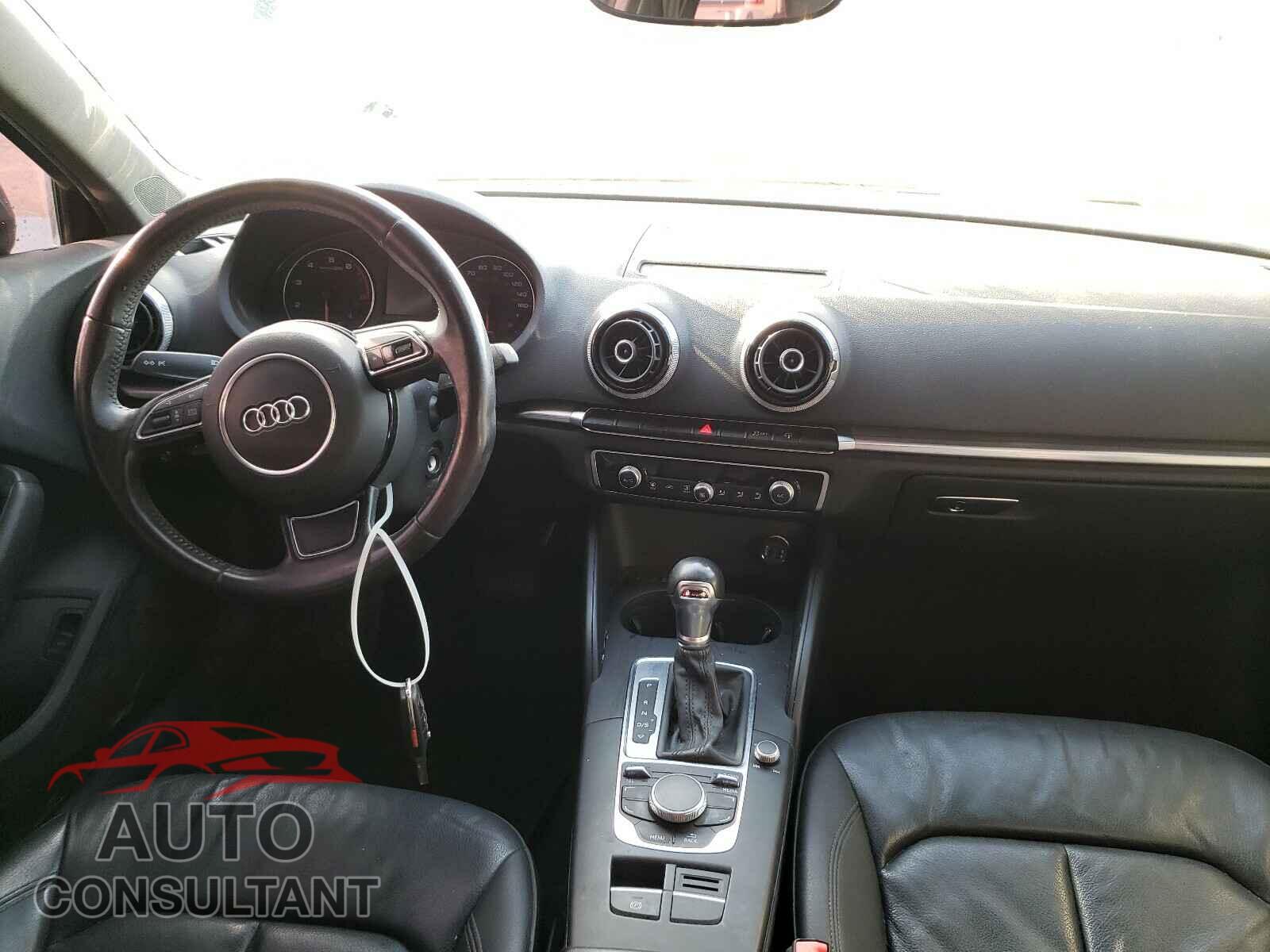 AUDI A3 2015 - WAUACGFF3F1065005
