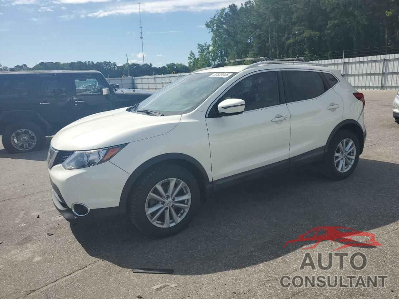 NISSAN ROGUE 2019 - JN1BJ1CP3KW220630