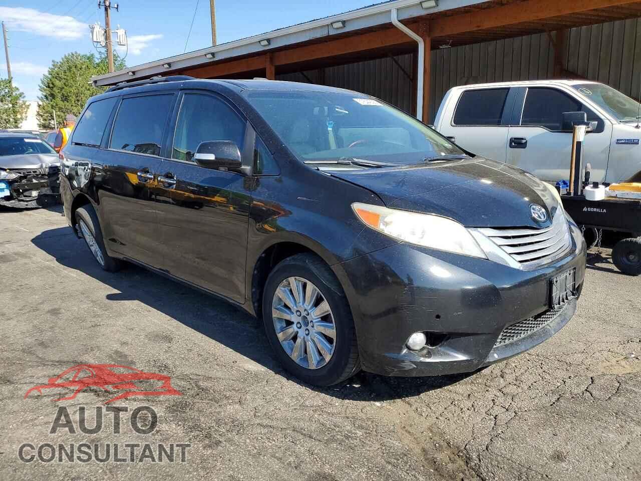 TOYOTA SIENNA 2013 - 5TDDK3DC8DS069927