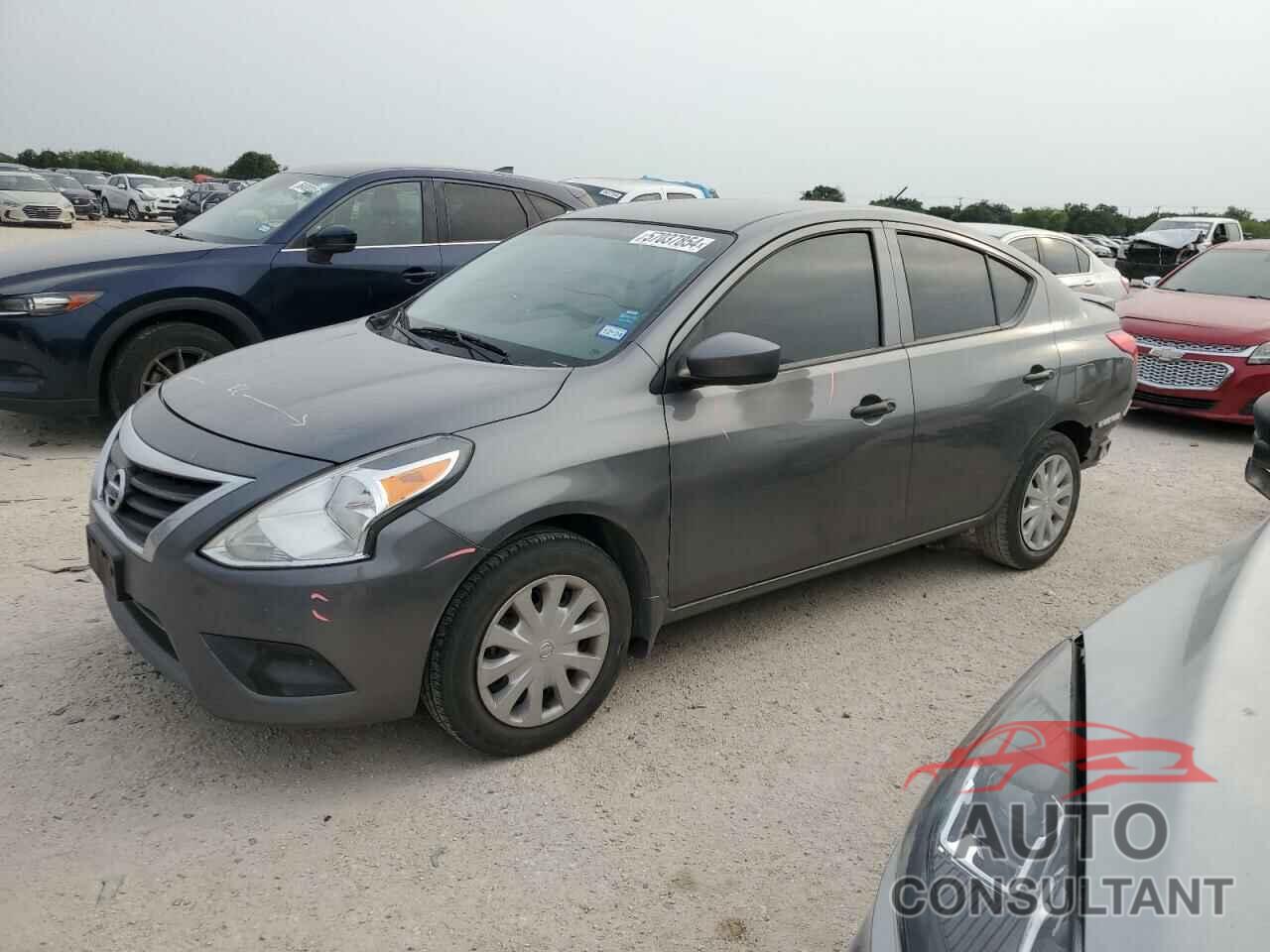 NISSAN VERSA 2017 - 3N1CN7APXHL906340