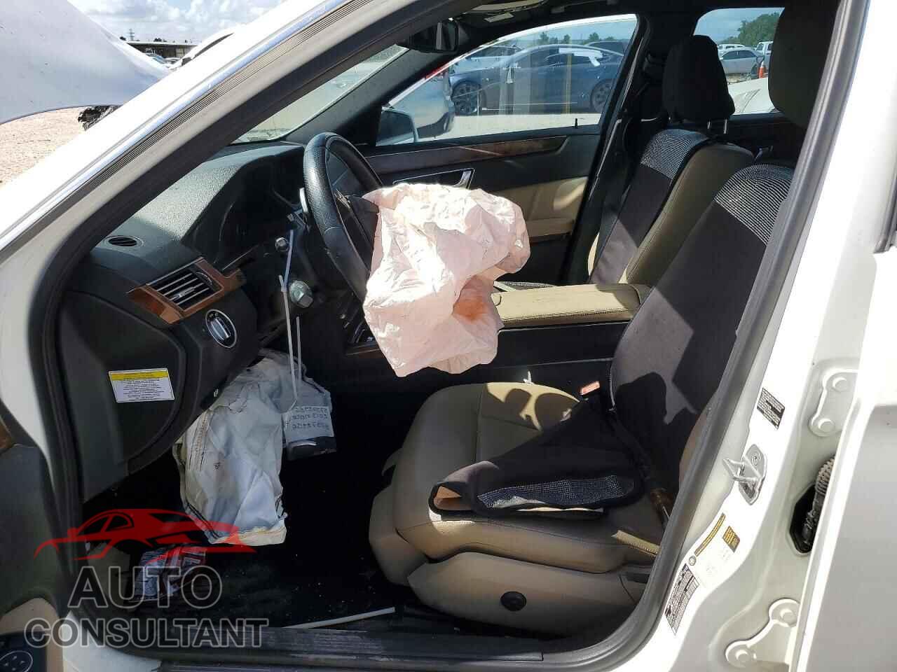 MERCEDES-BENZ E-CLASS 2013 - WDDHF5KB0DA730980
