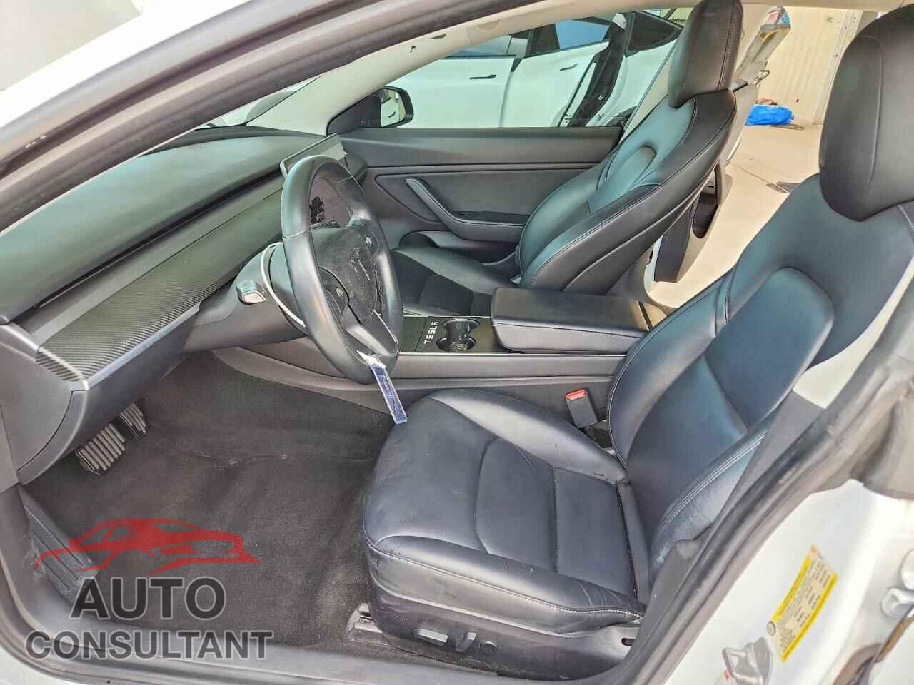 TESLA MODEL 3 2018 - 5YJ3E1EA1JF161675