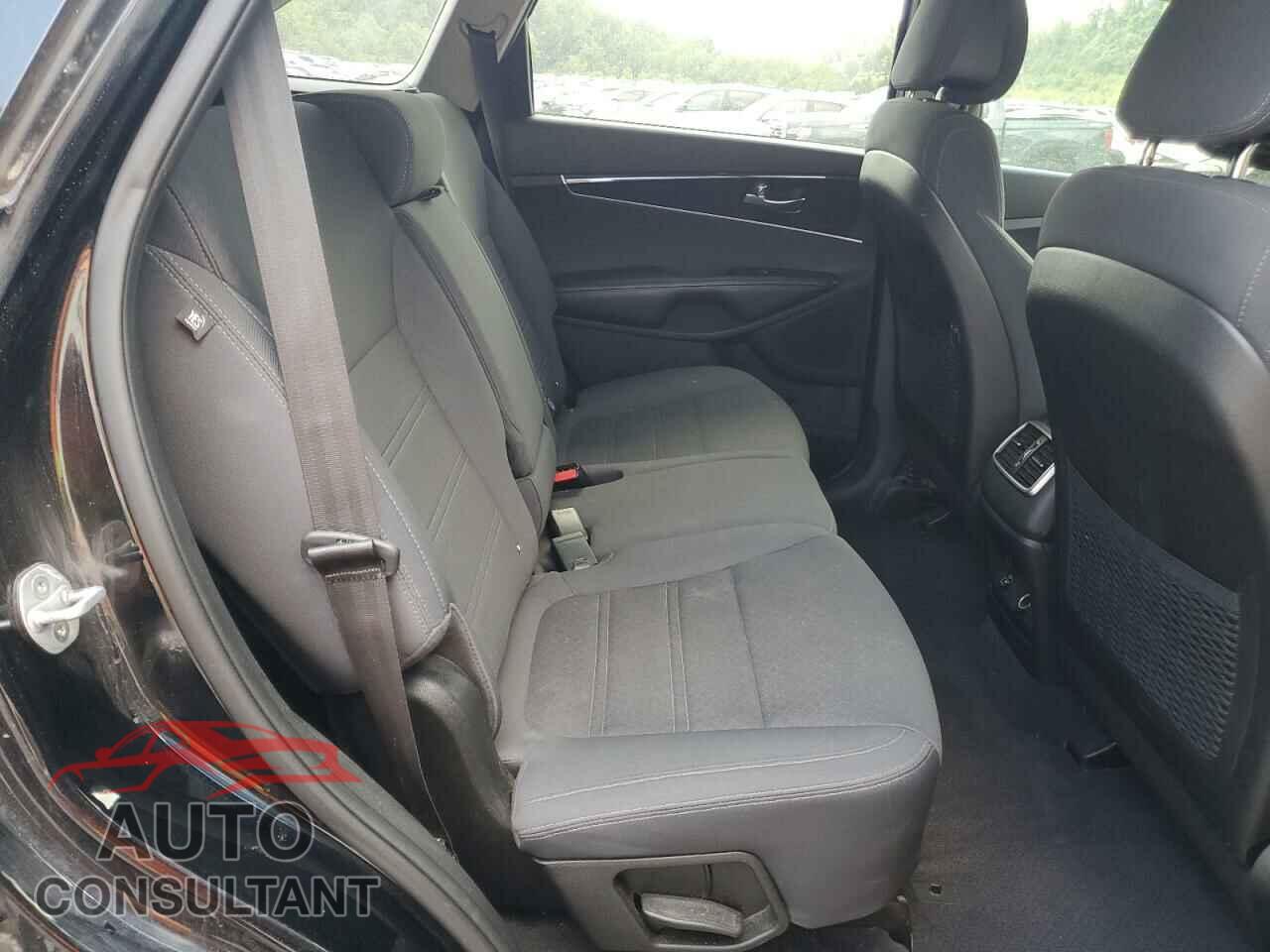 KIA SORENTO 2016 - 5XYPGDA36GG089961