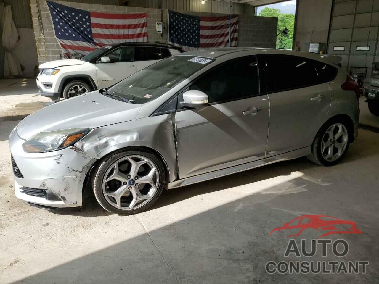 FORD FOCUS 2013 - 1FADP3L92DL126301