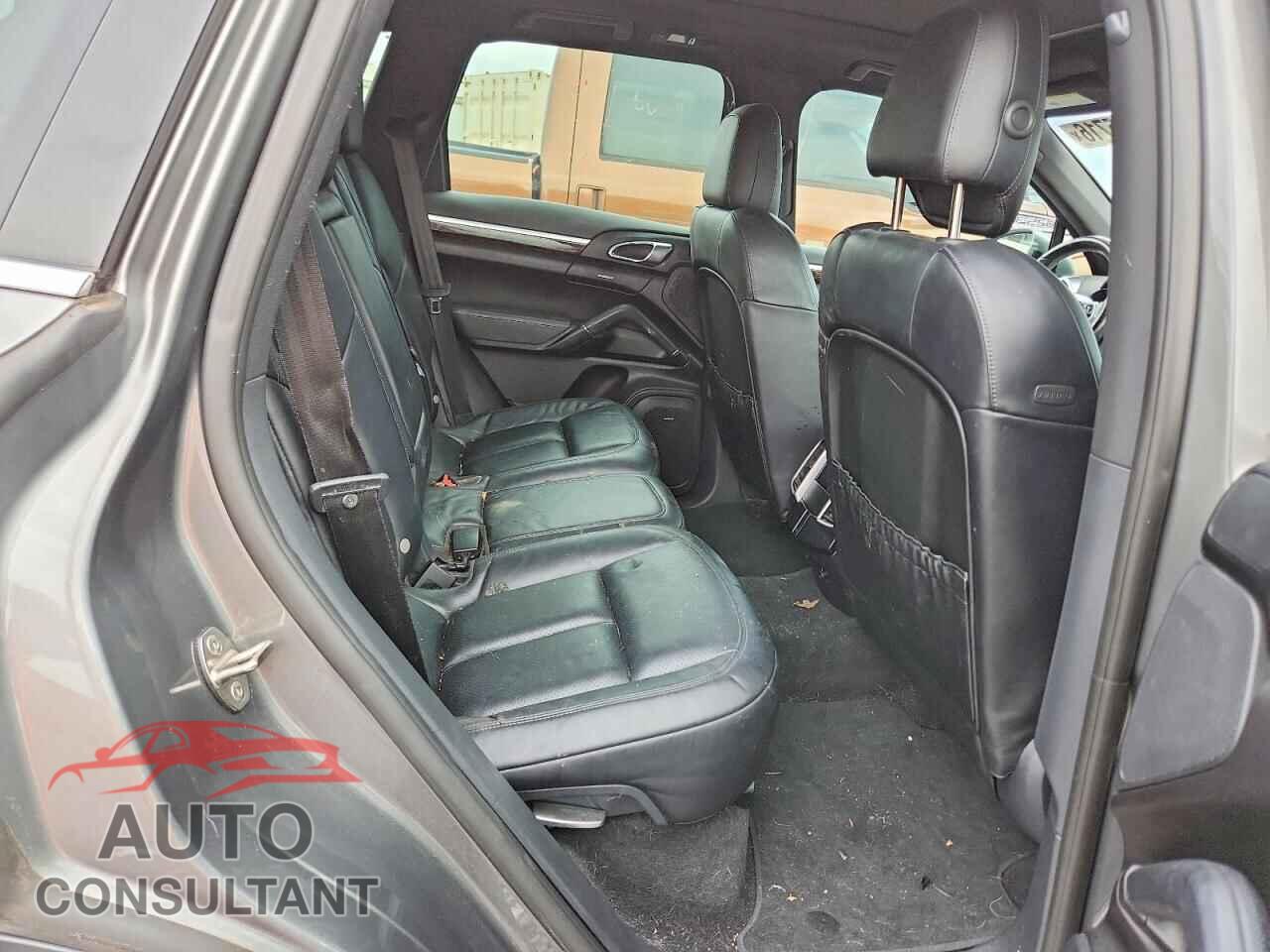 PORSCHE CAYENNE 2016 - WP1AA2A22GLA04233