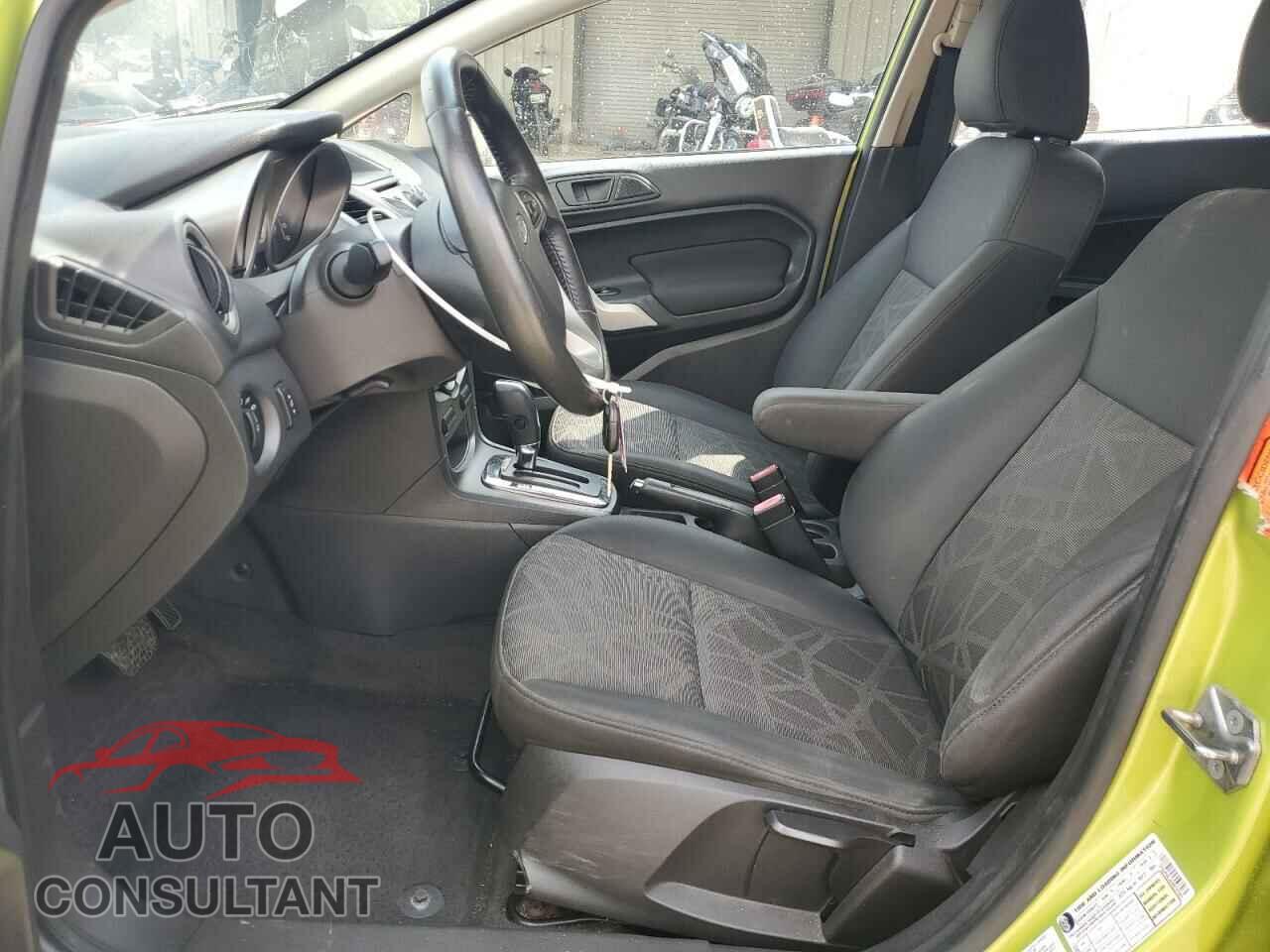 FORD FIESTA 2013 - 3FADP4EJ4DM107051