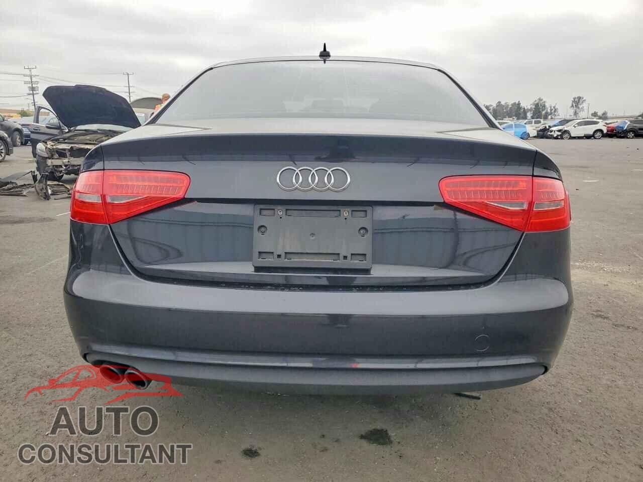 AUDI A4 2013 - WAUEFAFL4DN016204
