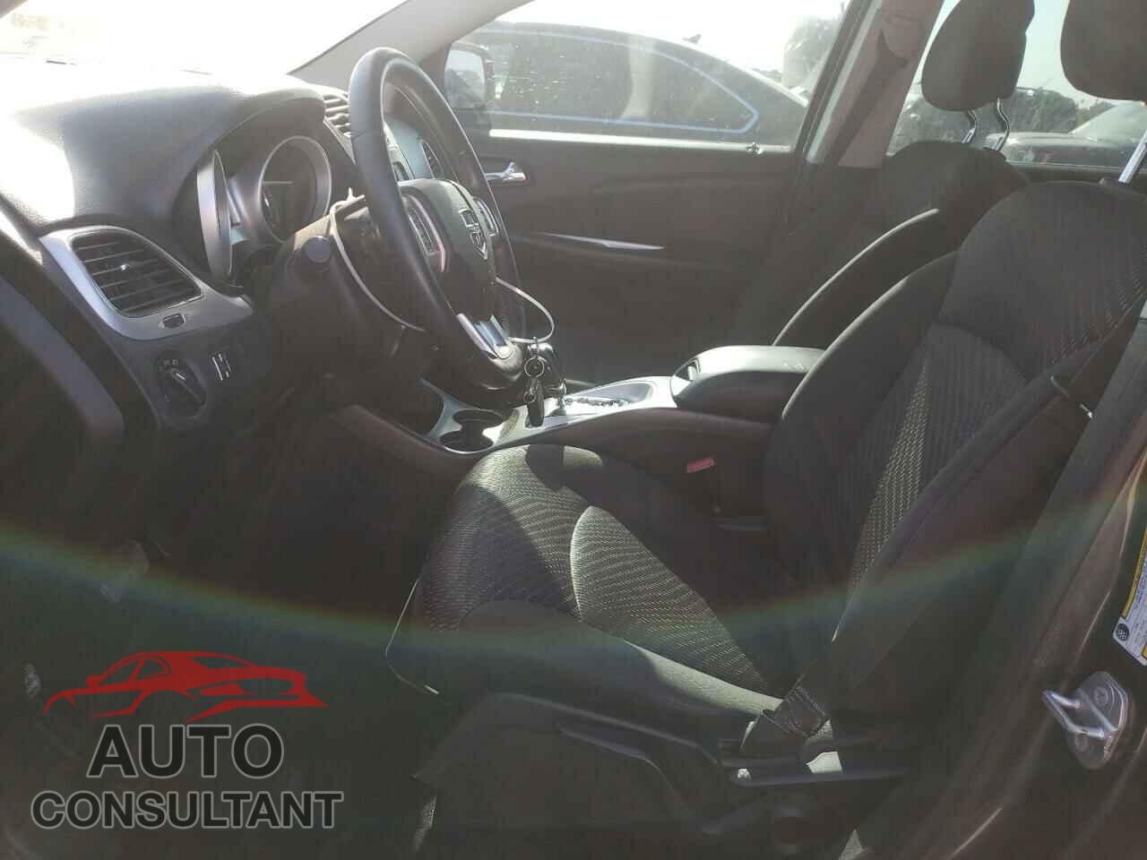 DODGE JOURNEY 2015 - 3C4PDCAB9FT712636