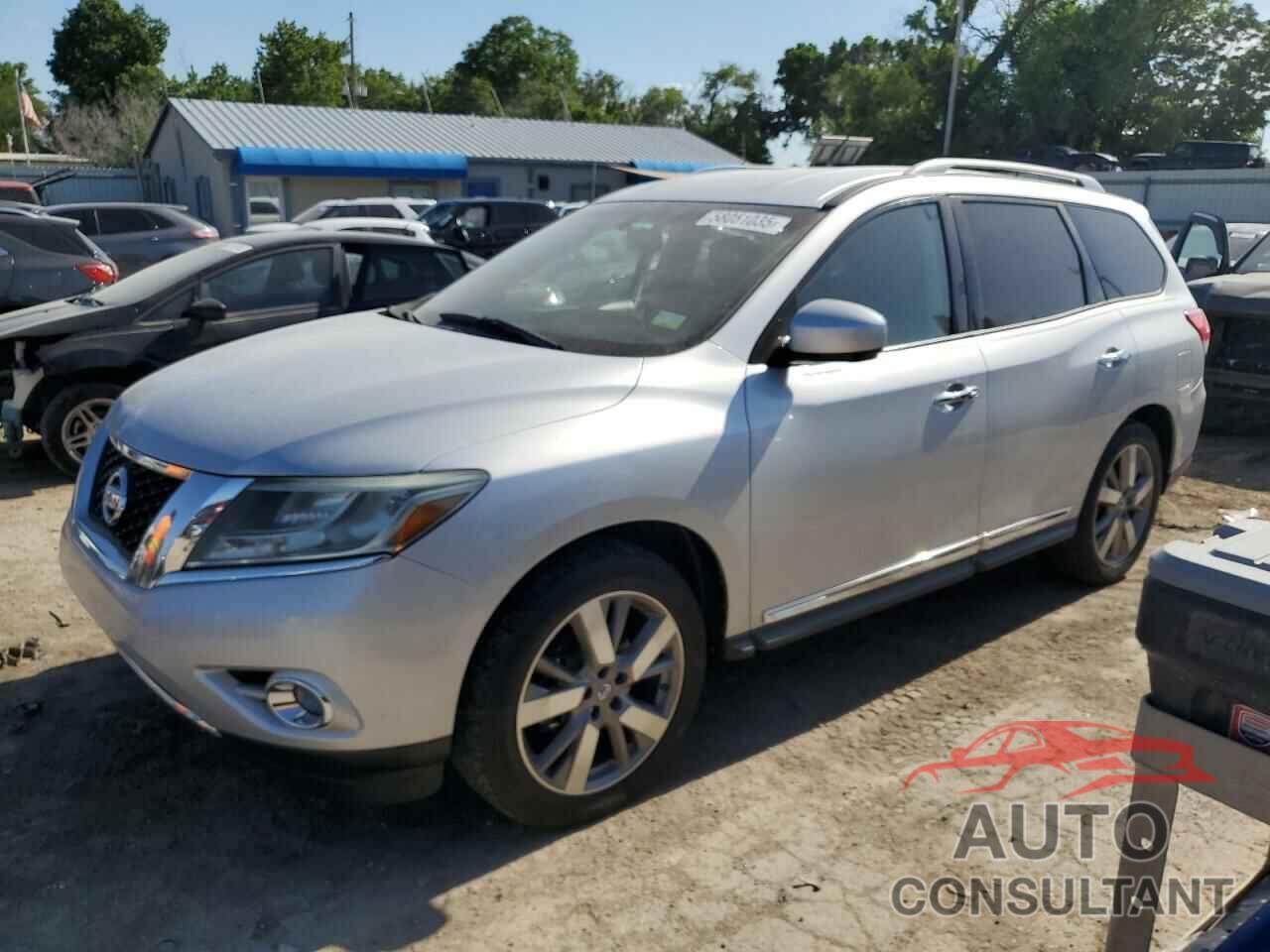 NISSAN PATHFINDER 2013 - 5N1AR2MN5DC653208