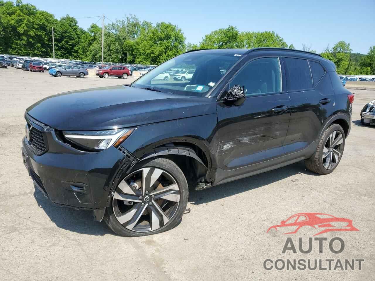 VOLVO XC40 PLUS 2024 - YV4L12UL0R2206363