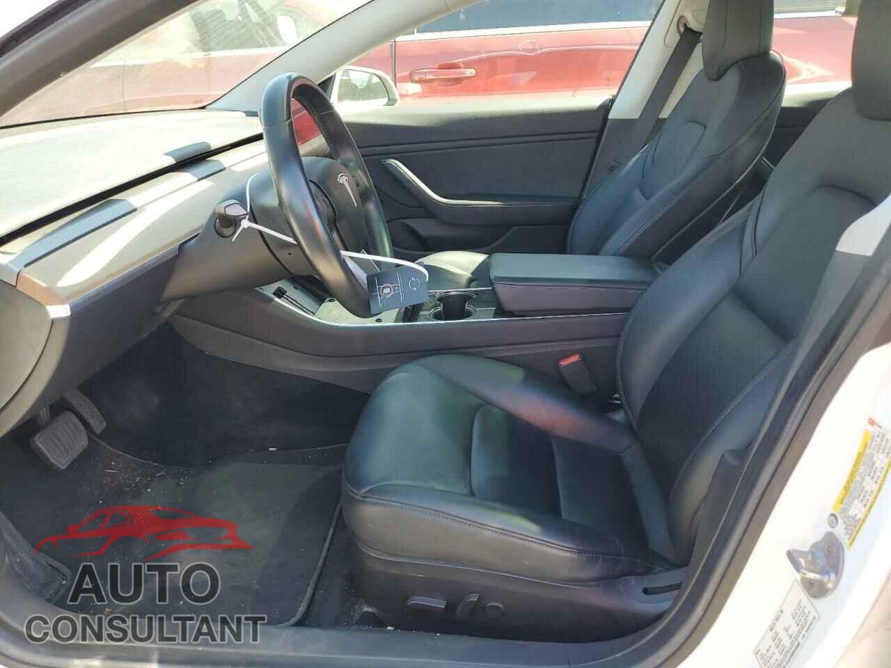TESLA MODEL 3 2019 - 5YJ3E1EB2KF433483