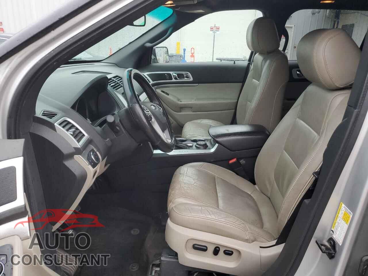 FORD EXPLORER 2011 - 1FMHK8D89BGA05182
