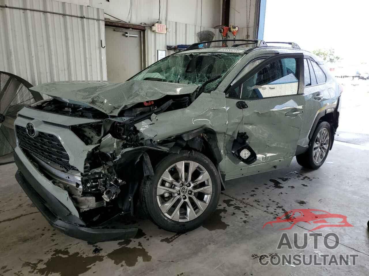 TOYOTA RAV4 2022 - 2T3A1RFV6NW301836