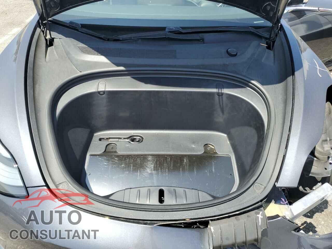 TESLA MODEL 3 2019 - 5YJ3E1EA5KF298832