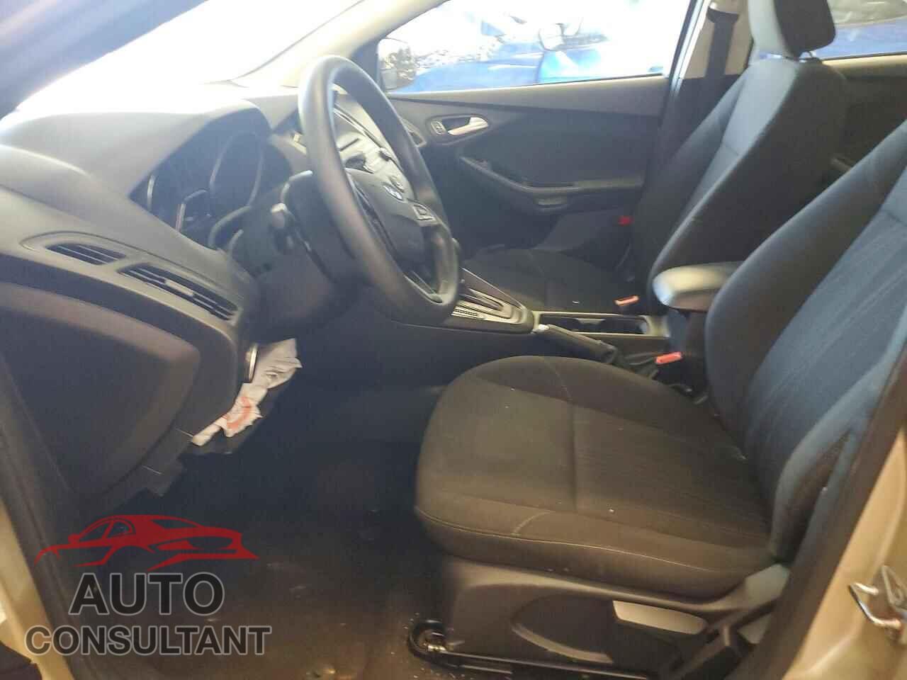 FORD FOCUS 2017 - 1FADP3F22HL309430
