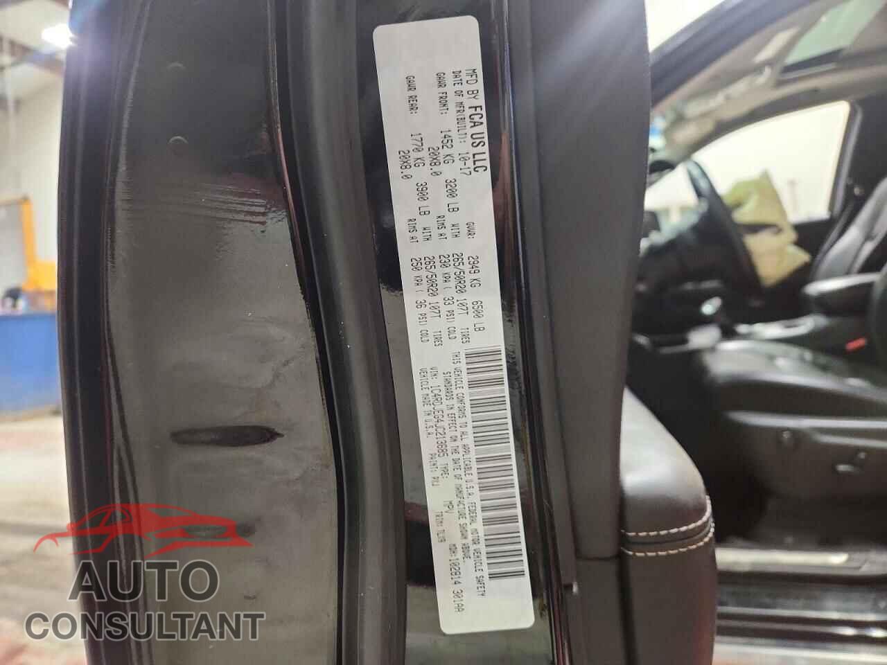 DODGE DURANGO 2018 - 1C4RDJEG4JC213685