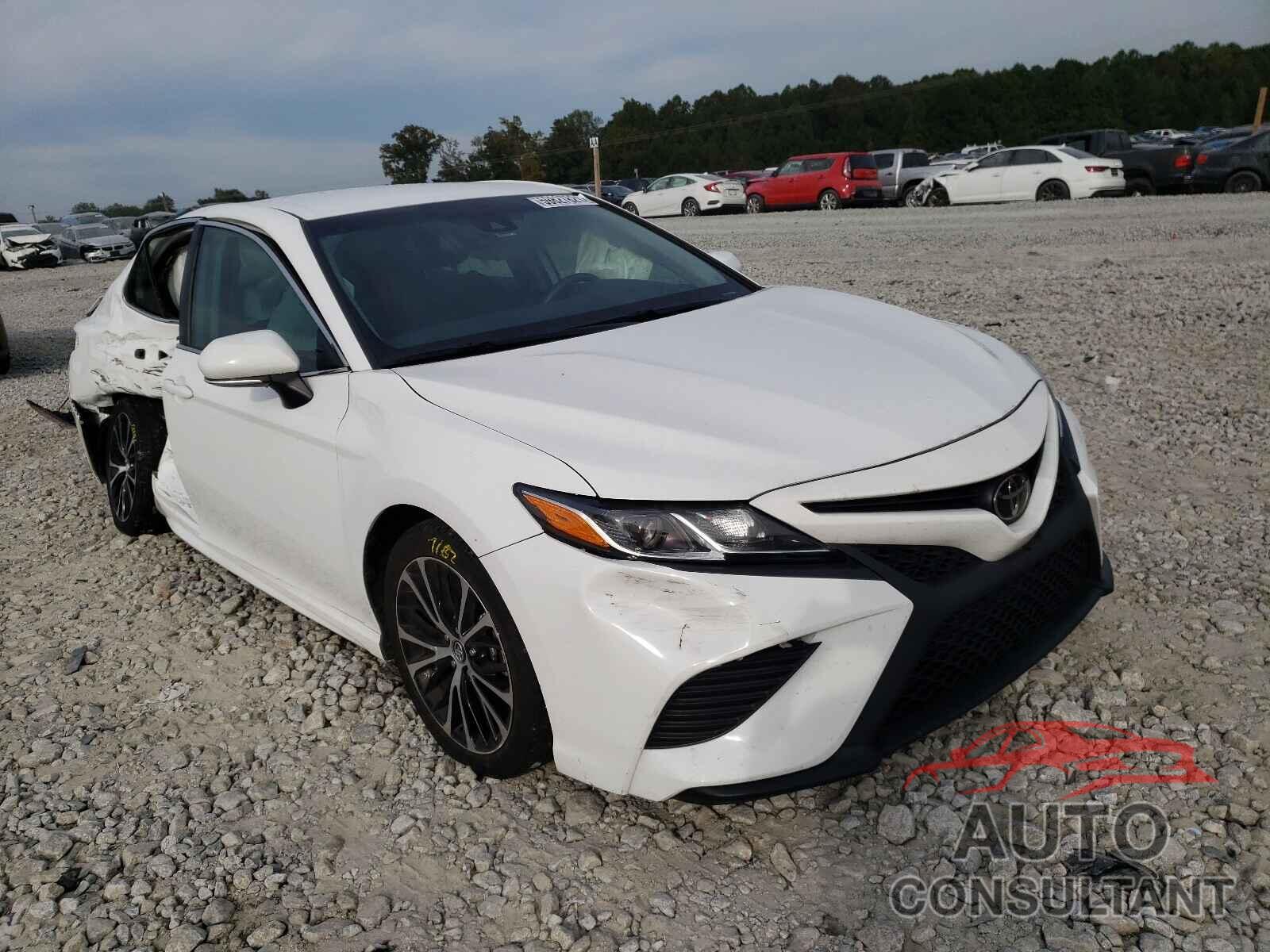 TOYOTA CAMRY 2019 - 4T1B11HK2KU808293