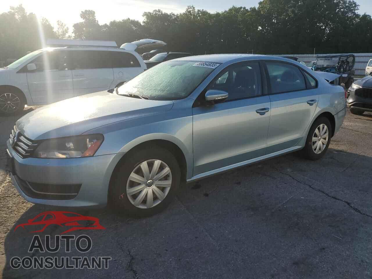 VOLKSWAGEN PASSAT 2012 - 1VWAH7A32CC099547