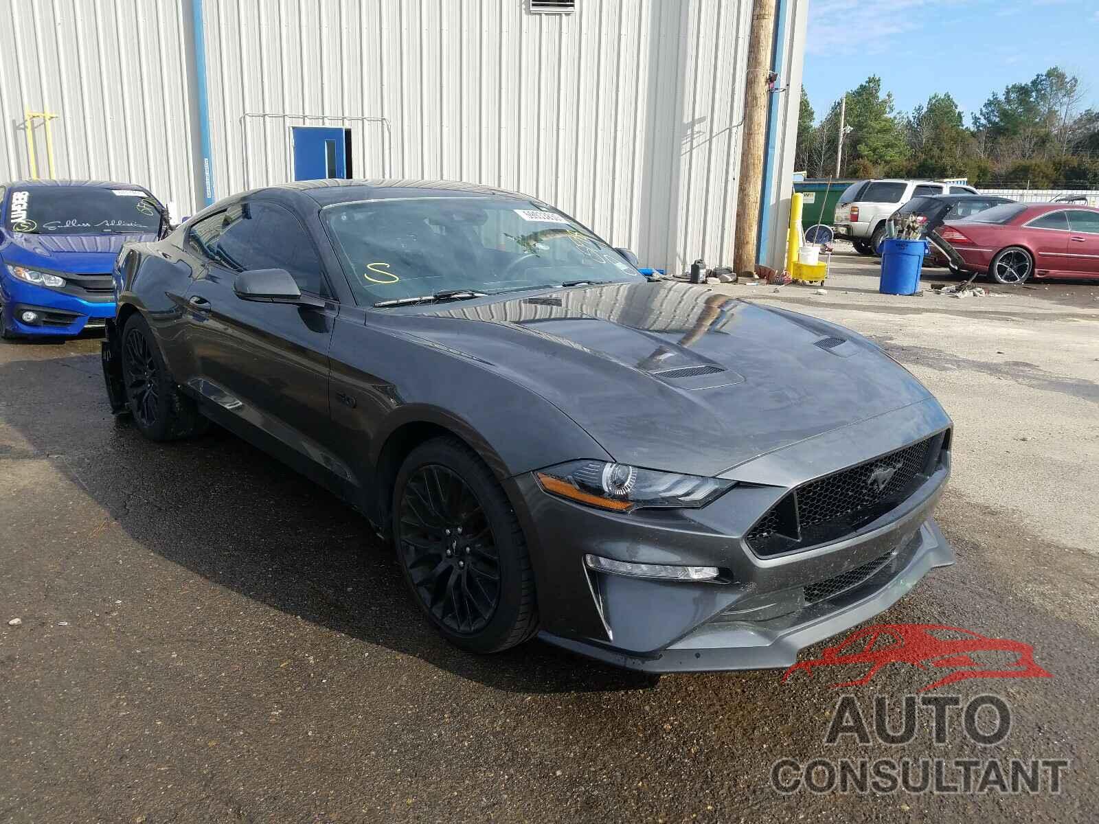 FORD MUSTANG 2018 - 1FA6P8CFXJ5122136