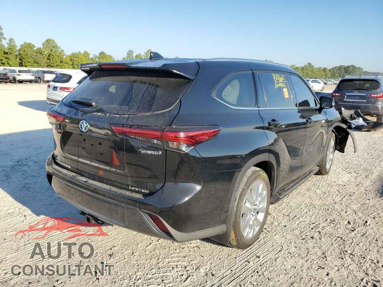 TOYOTA HIGHLANDER 2021 - 5TDYARAH2MS005261