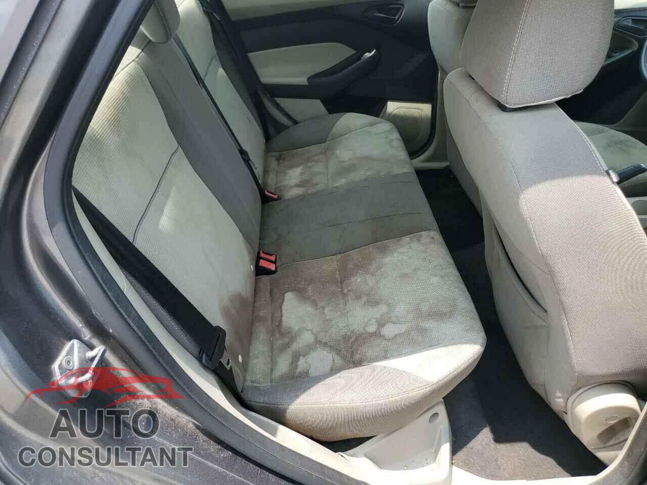 FORD FOCUS 2012 - 1FAHP3F22CL431070
