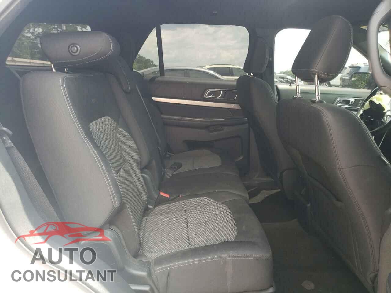 FORD EXPLORER 2018 - 1FM5K7D84JGB26729