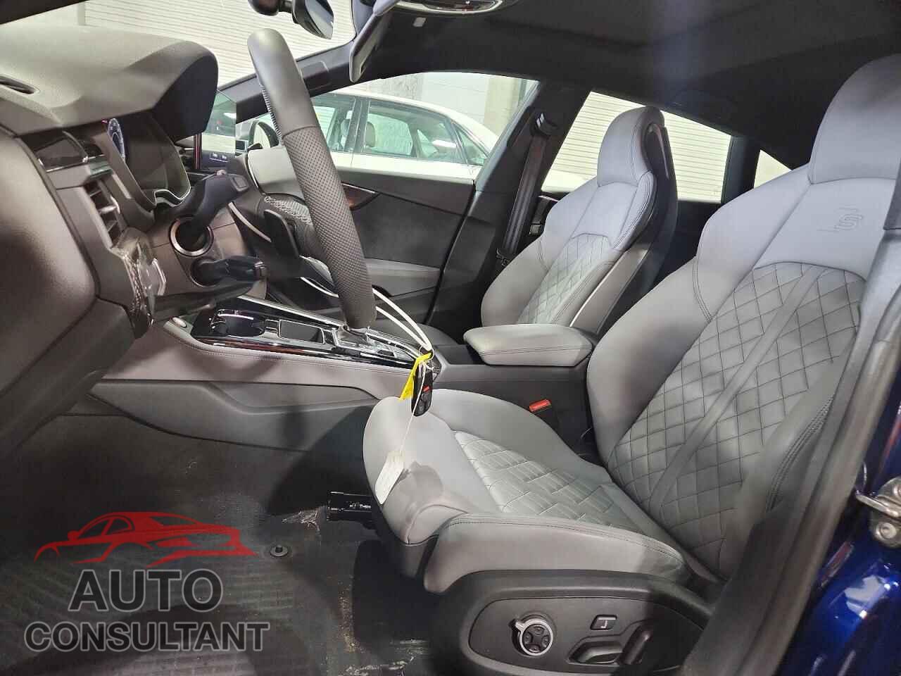 AUDI S5/RS5 2025 - WAUC4CF52SA003997