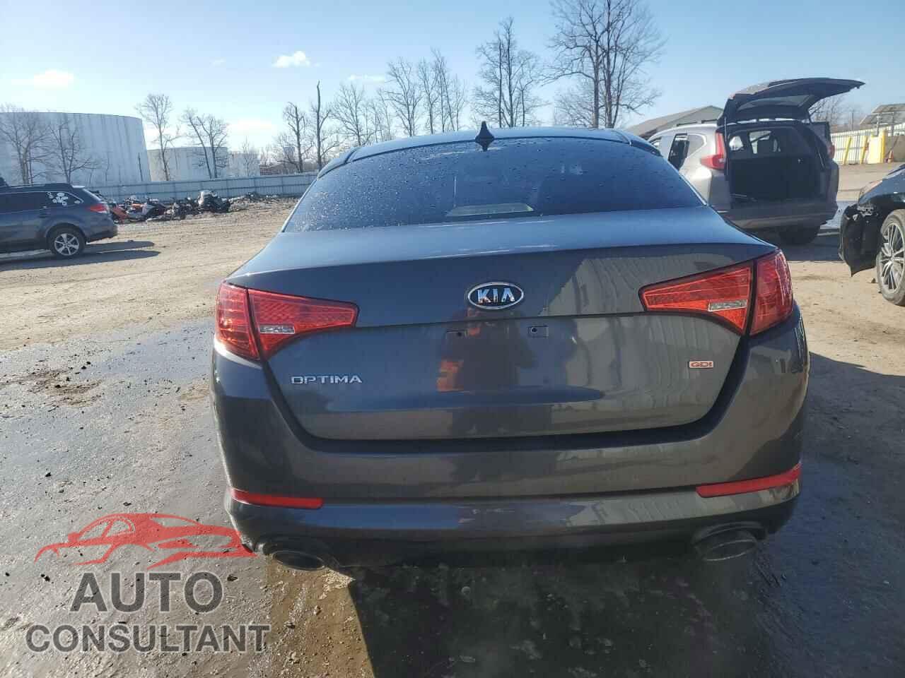 KIA OPTIMA 2011 - KNAGM4A78B5138457